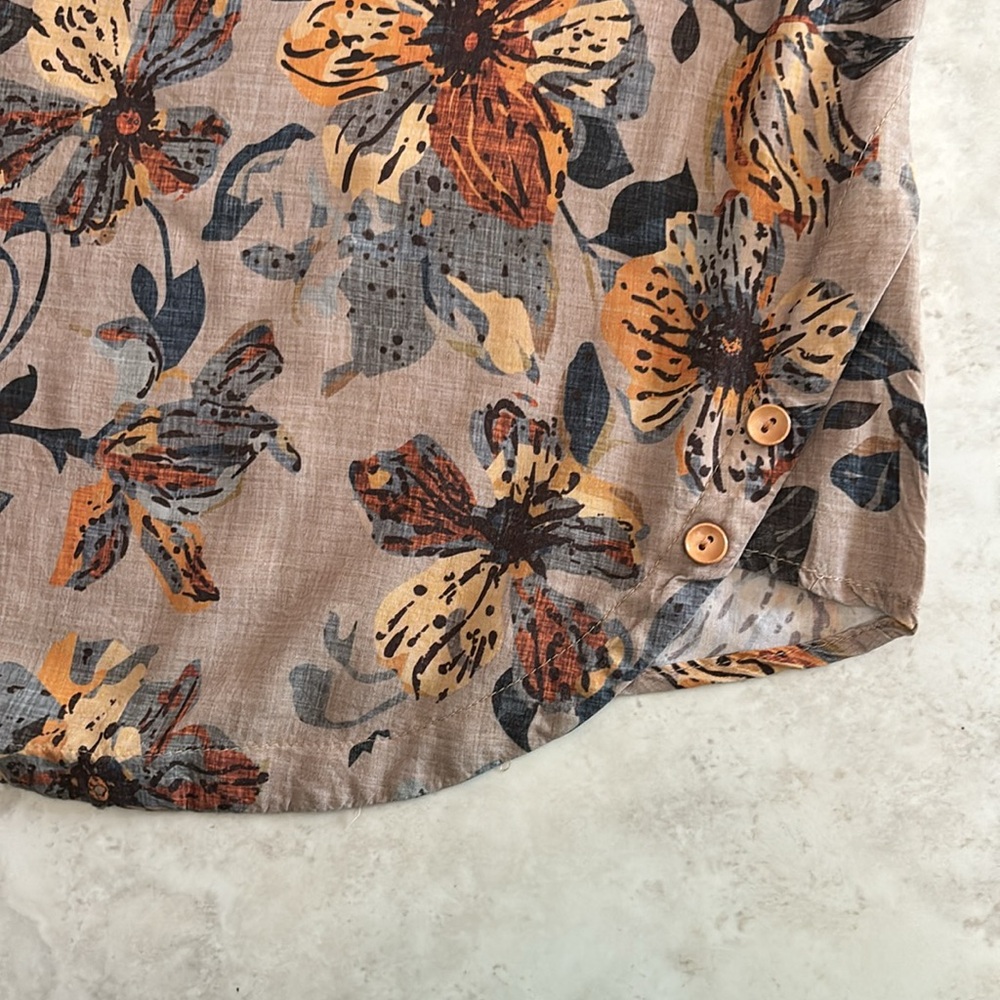 Emery Rose Top - Picture 7 of 7